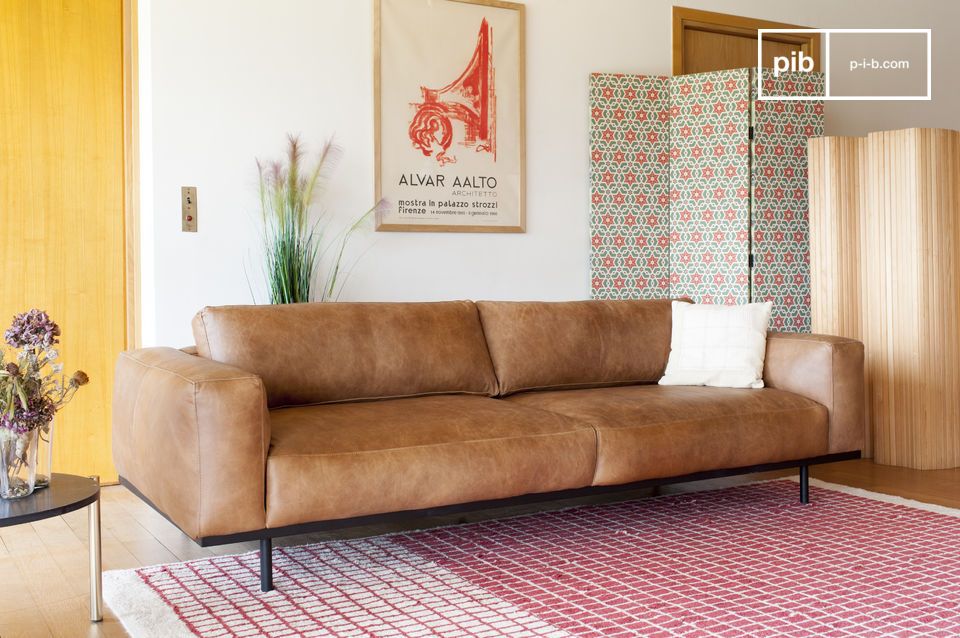 Questo divano sarà senza dubbio il fulcro del vostro soggiorno.