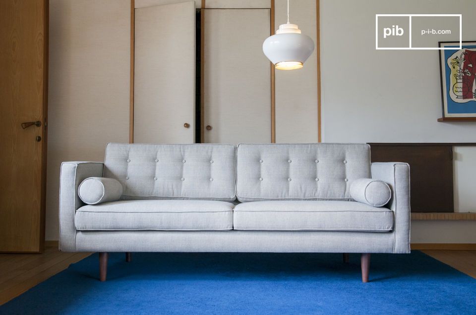 Forma grafica, tessuto leggero, un divano semplice ma superbo.