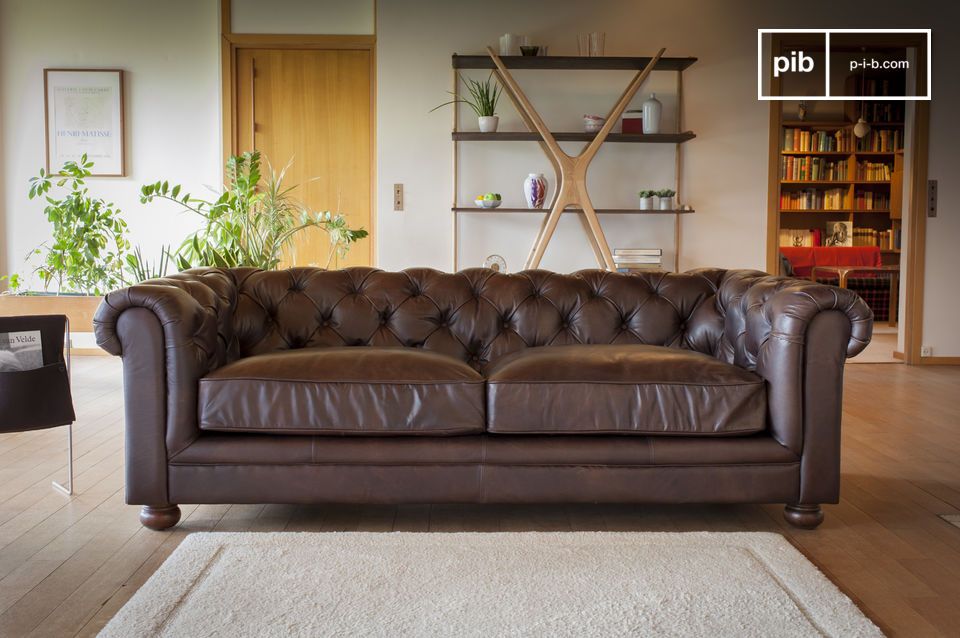 Un divano imponente e di qualità eccezionale.