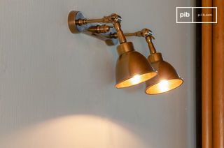 Doppia luce da parete Bistro in ottone vielli