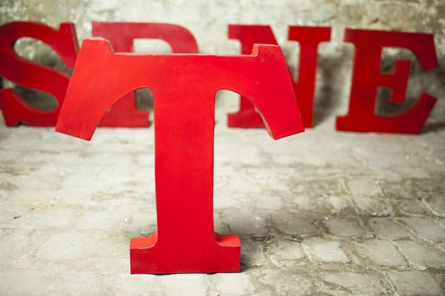 Lettera T decorativa