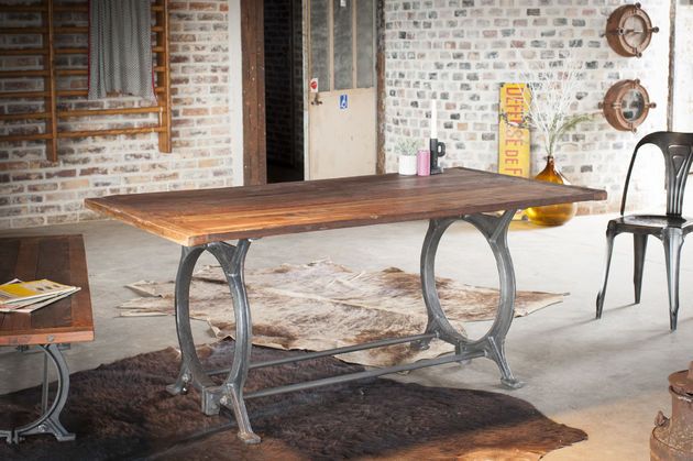 Tavolo in antico legno Tonnel